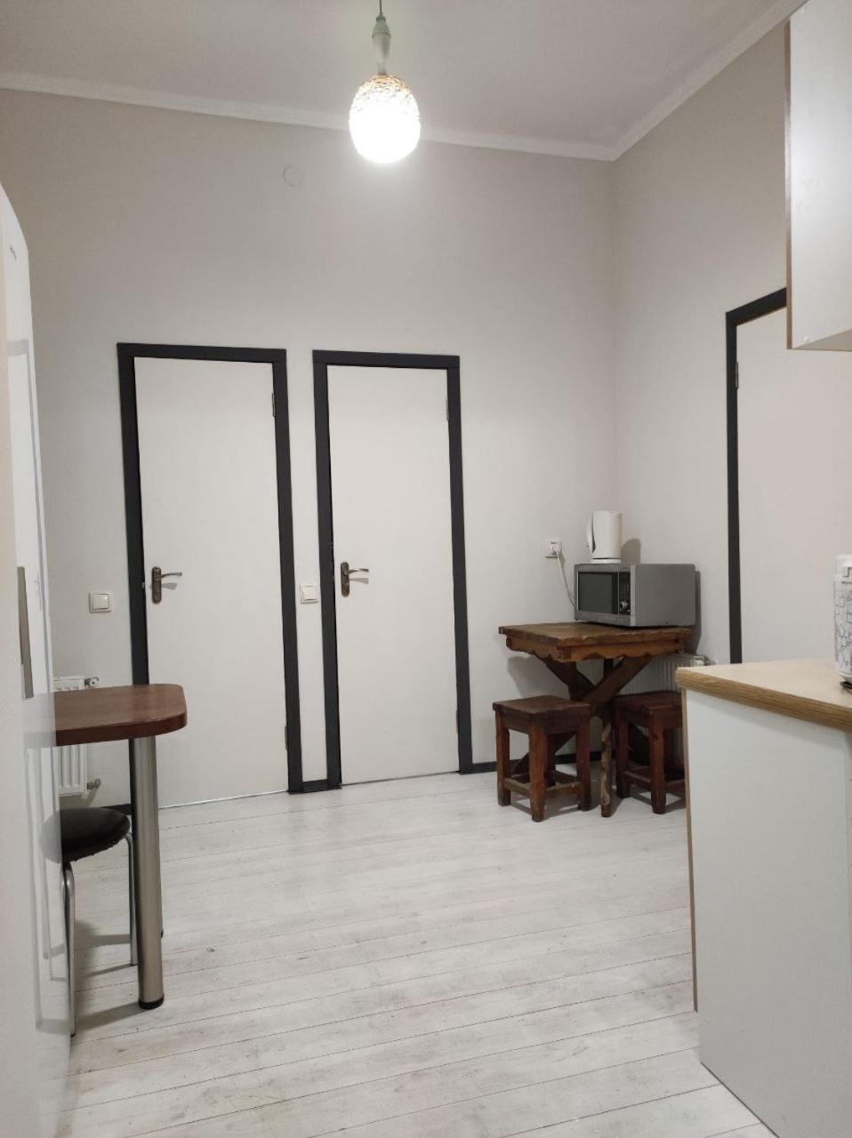 Hostel Europe-U Lviv Eksteriør bilde