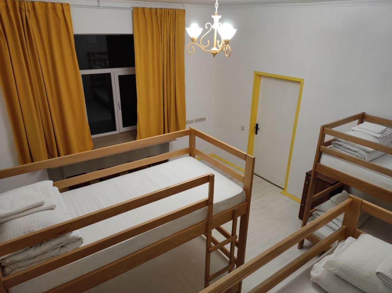 Hostel Europe-U Lviv Eksteriør bilde