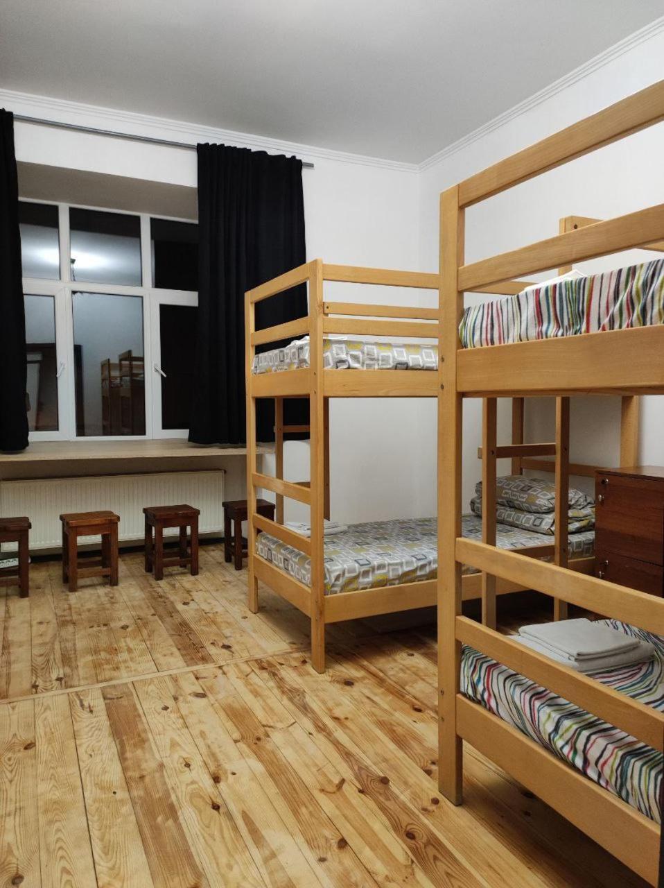 Hostel Europe-U Lviv Eksteriør bilde