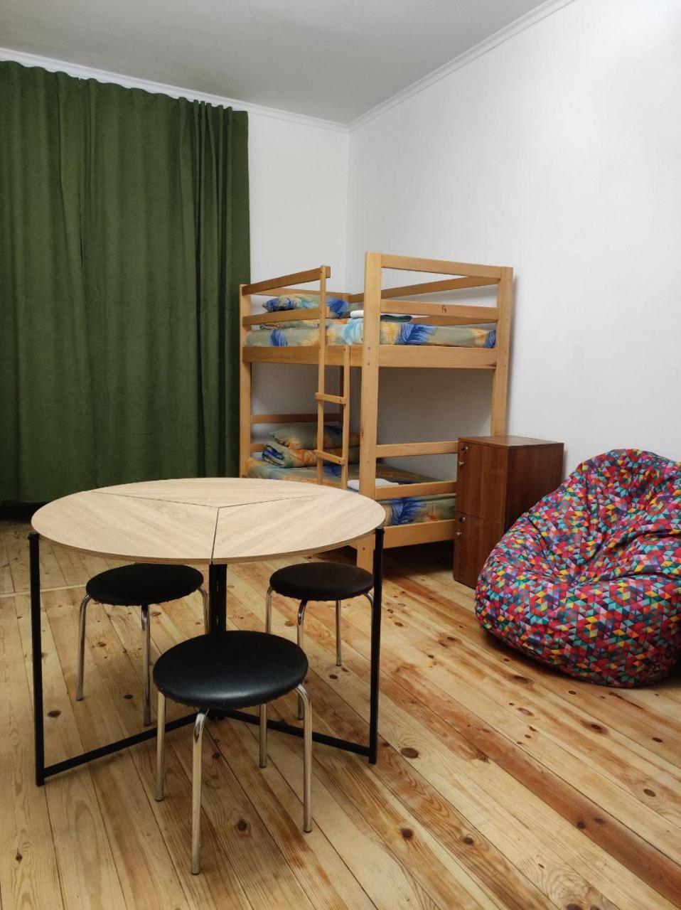 Hostel Europe-U Lviv Eksteriør bilde