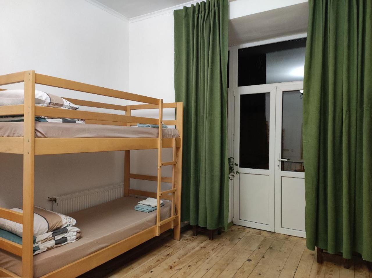 Hostel Europe-U Lviv Eksteriør bilde