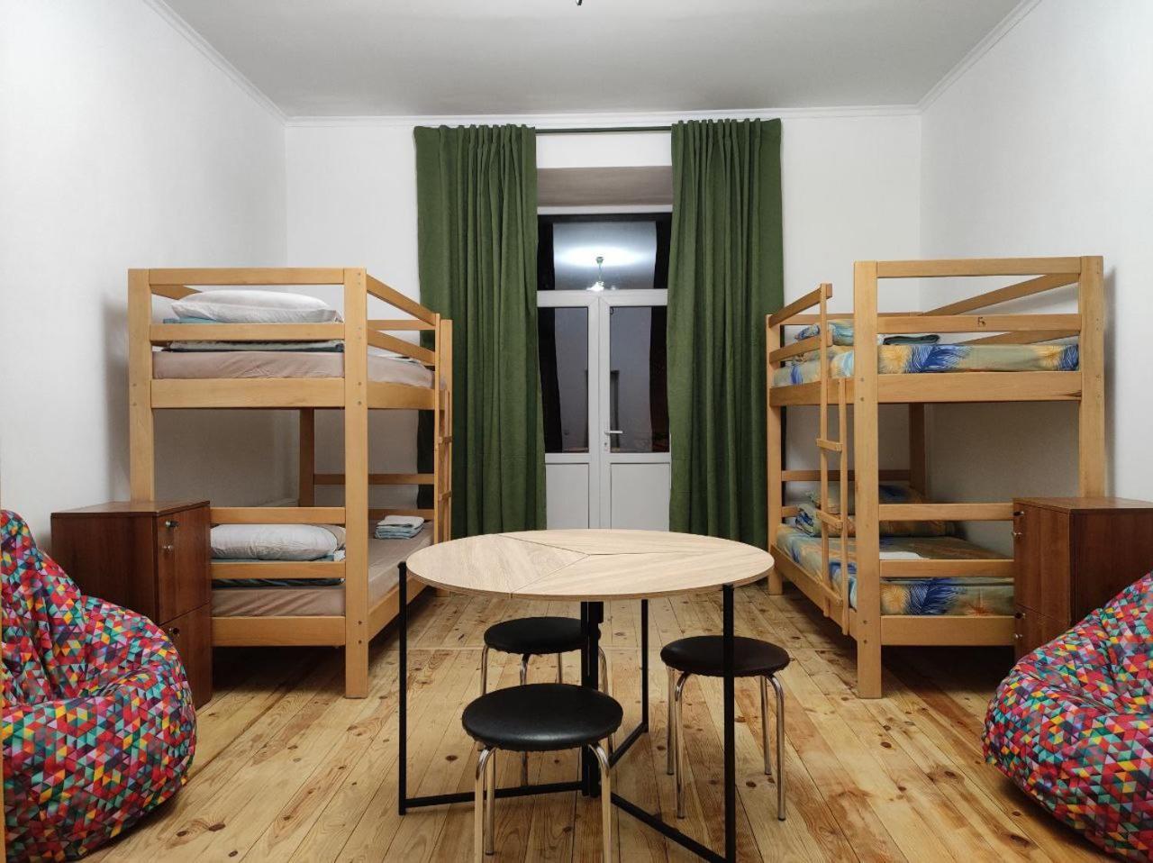 Hostel Europe-U Lviv Eksteriør bilde